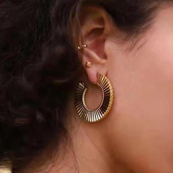 Vėduoklės formos C pareiškimą hoopas auskarai moterims, nerūdijančio plieno geometrijos kartus didelis hoopas auskarai hiperbolė madinga papuošalai 2021